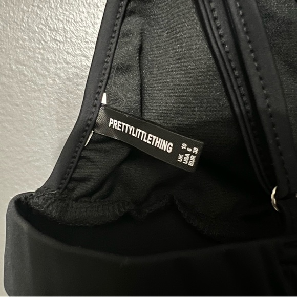 Pretty Little Thing gold Lion triangle bikini top - Picture 3 of 3